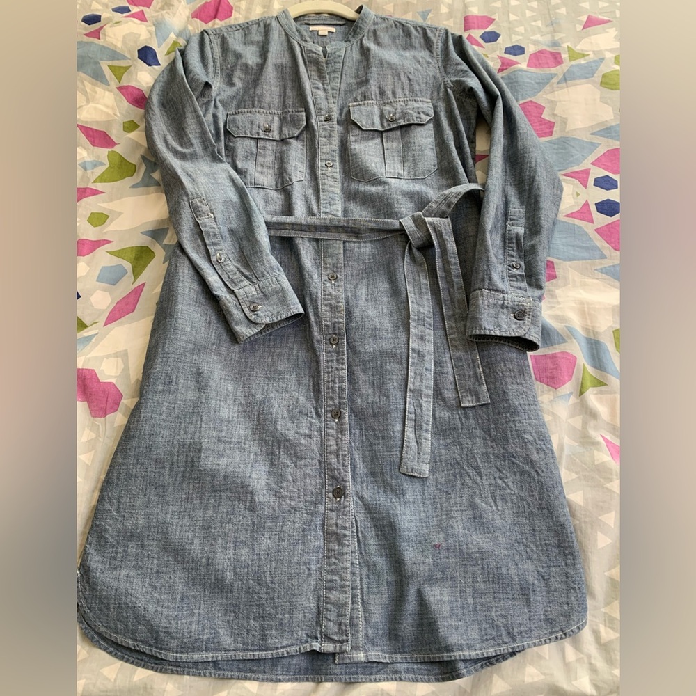 Gap oxford cloth shirt dress with self belt size S EUC
